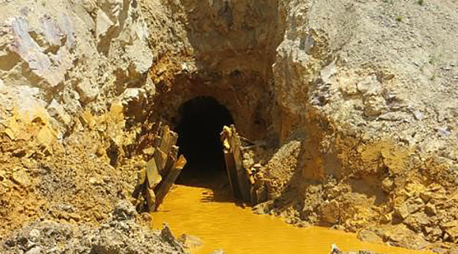 Yellow mine waste water is seen at the entrance to the Gold King Mine in San Juan County, Colorado, in this picture released by the Environmental Protection Agency (EPA) taken August 5, 2015. © EPA